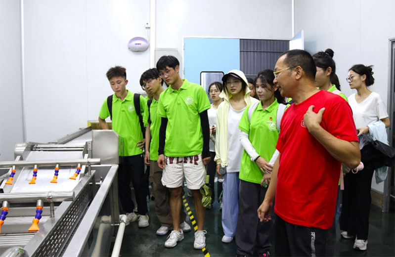 "科技興農，情系百香——福建農林大學‘知農愛農、科振百香’鄉村振興行"