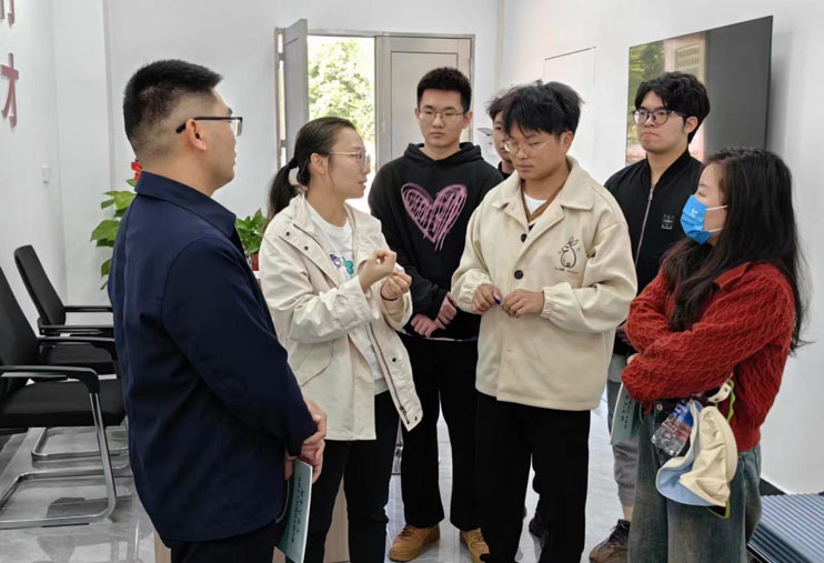 廣海師生三下鄉：助力塘坪振興，共謀發展大計