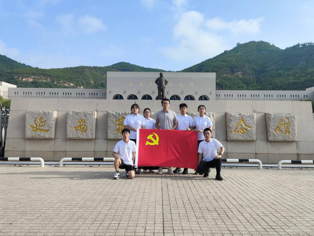 追憶·傳承 赴圣地八月一悟正道 至延安建軍節感黨恩 | 長安大學赴陜甘地區“黨史重溫傳薪火·青年擔當助振興”暑期社會實踐活動(延安篇)