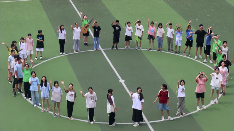《法律宣講走進(jìn)溈濱中學(xué)，音樂治療點(diǎn)亮法治之光》