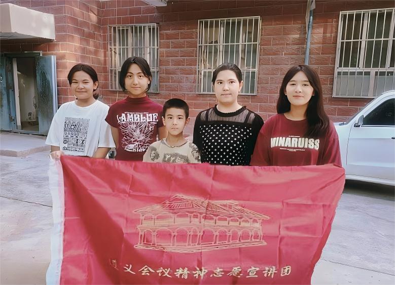 齊風頌紅丨劇情演繹訴說紅色故事，雙語宣講彰顯特色融合
