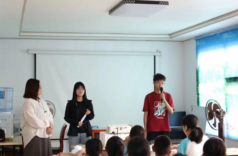用青春之火照亮鄉(xiāng)村教育——山東大學(xué)（威海）小樹林支教團(tuán)臨沂汪溝鎮(zhèn)支教開營(yíng)儀式