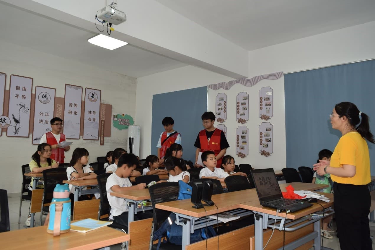 無錫學院學子三下鄉|踏尋抗美英雄紅色故里 共憶革命崢